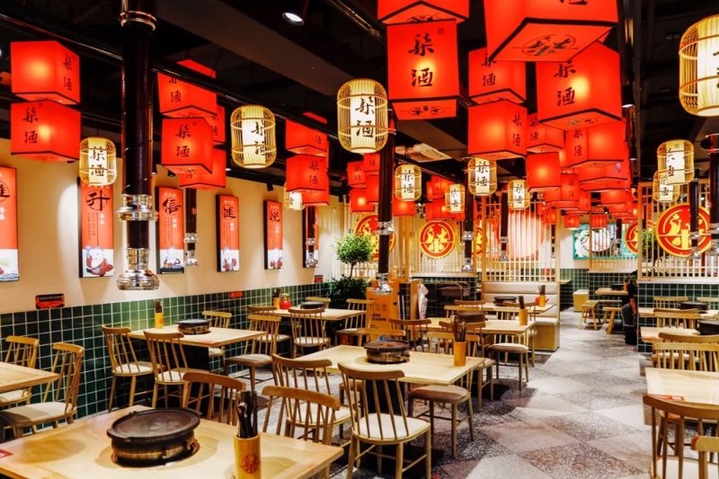 如何在竞争激烈的餐饮市场中脱颖而出——以“发记双喜”为例